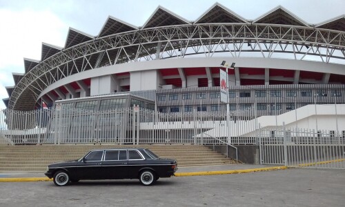 Estadio-Nacional-de-Costa-Rica-LIMOSINA962deb8286b31ab4.jpg