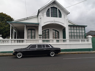 GREEN-AND-WHITE-MANSION.-CARTAGO-COSTA-RICA-MERCEDES-LIMOUSINE-TRANSPORTATION3f8f016bf2bdf0e4.jpg