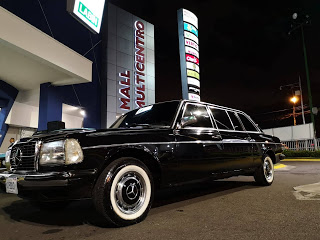 OPI-Nailbar-Multicentro-Desamparados.-COSTA-RICA-MERCEDES-300D-W123-LIMOUSINE552689f085dc4638.jpg
